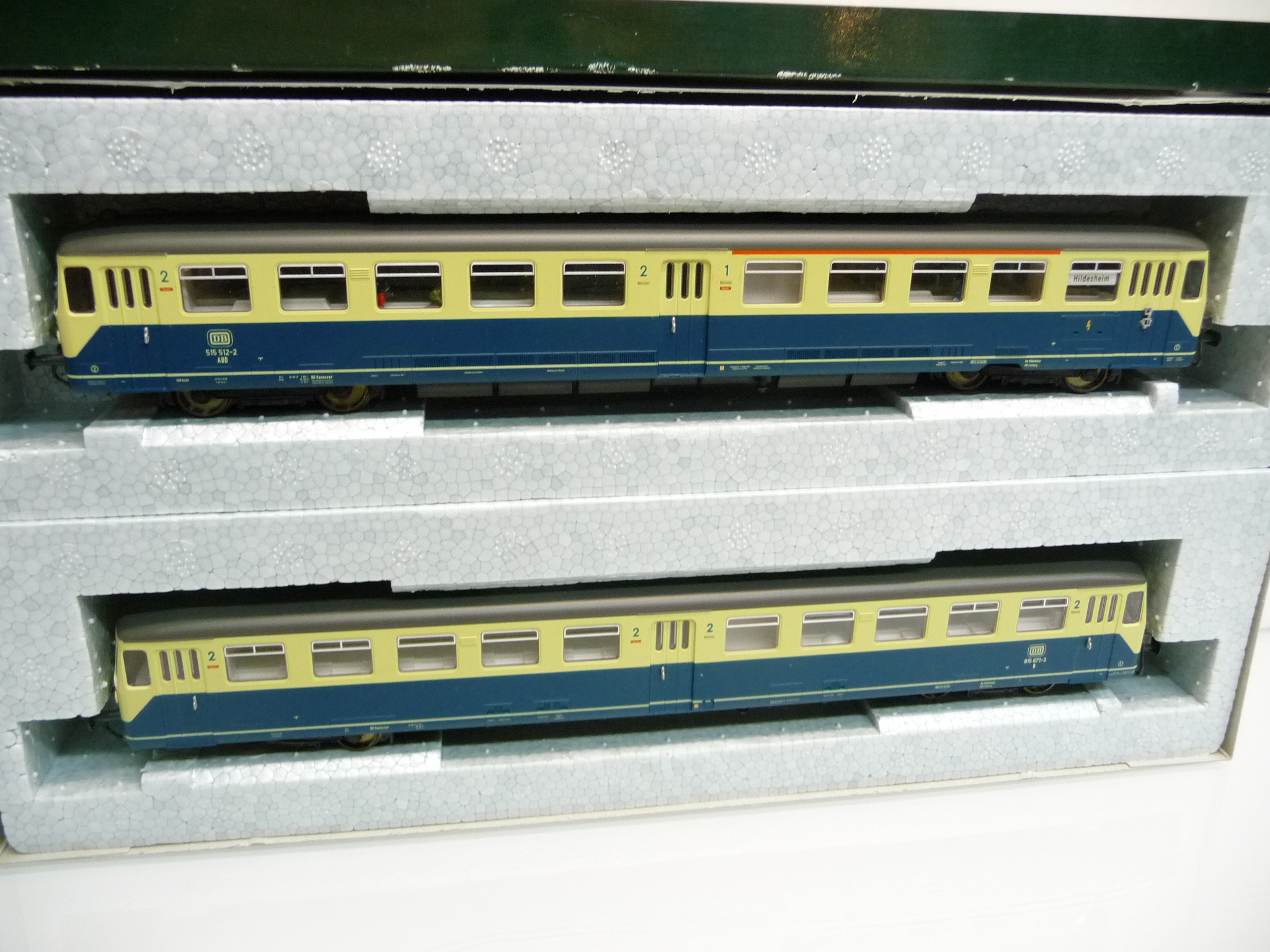 Kato 30803 H0 Triebwagen ETA 150 / ESA 150