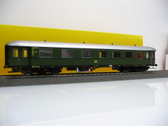 46172 Halbgepäckwagen APw4yse - Gruppe 36 - DB Epoche III - grün - Brawa H0
