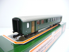 HAG 482 H0 Einheitswagen I der SBB 1. Klasse grün - AC für Märklin mit leichten Gebrauchsspuren