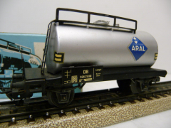 4500-5 Kesselwagen von ARAL aus 1966 im Originalkarton - Märklin H0