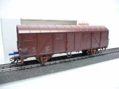Märklin 4701 H0 Gedeckter Güterwagen der DR 100 8066-5 braun