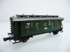 Fleischmann N 8066 Personenwagen 2./3. Kl. Grün DRG 37 919 mit Licht