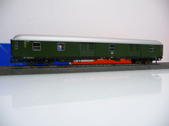 Roco 44382 H0 Schnellzug-Gepäckwagen 106 059 Mü der DB Ep. III D4üm grün