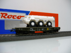 Roco 46758 H0 Schwerlastwagen Bundeswehr mit UN Fuchs Panzer wie ladenneu