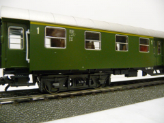 Märklin H0 4131 Personenwagen / Umbauwagen der DB 1./2. Klasse Ep III